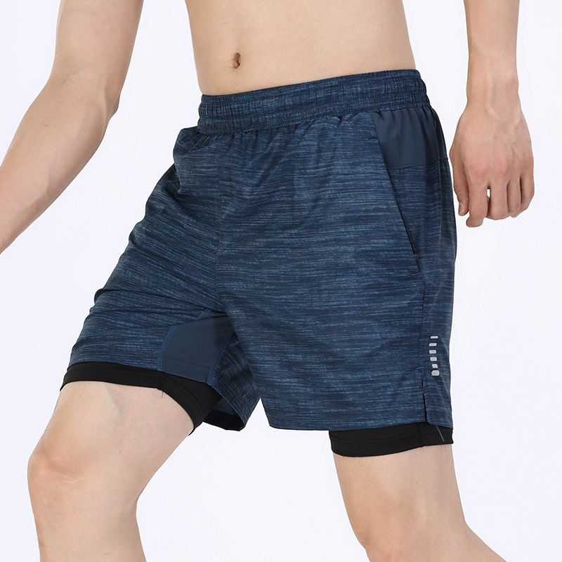 2022 nuevos pantalones cortos de fitness de dos piezas falsos de los hombres pantalones de entrenamiento de baloncesto de alta elasticidad pantalones cortos deportivos de doble capa de secado rápido