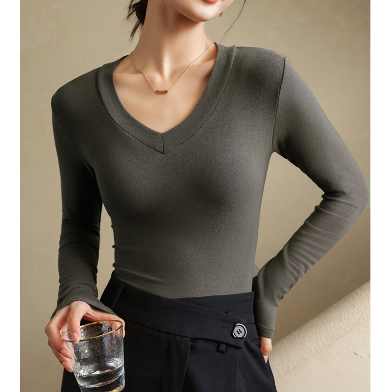 Q-Camiseta versátil con cuello en V y parte inferior de color puro para mujer, camiseta interior de manga larga con aspecto adelgazante, capa base