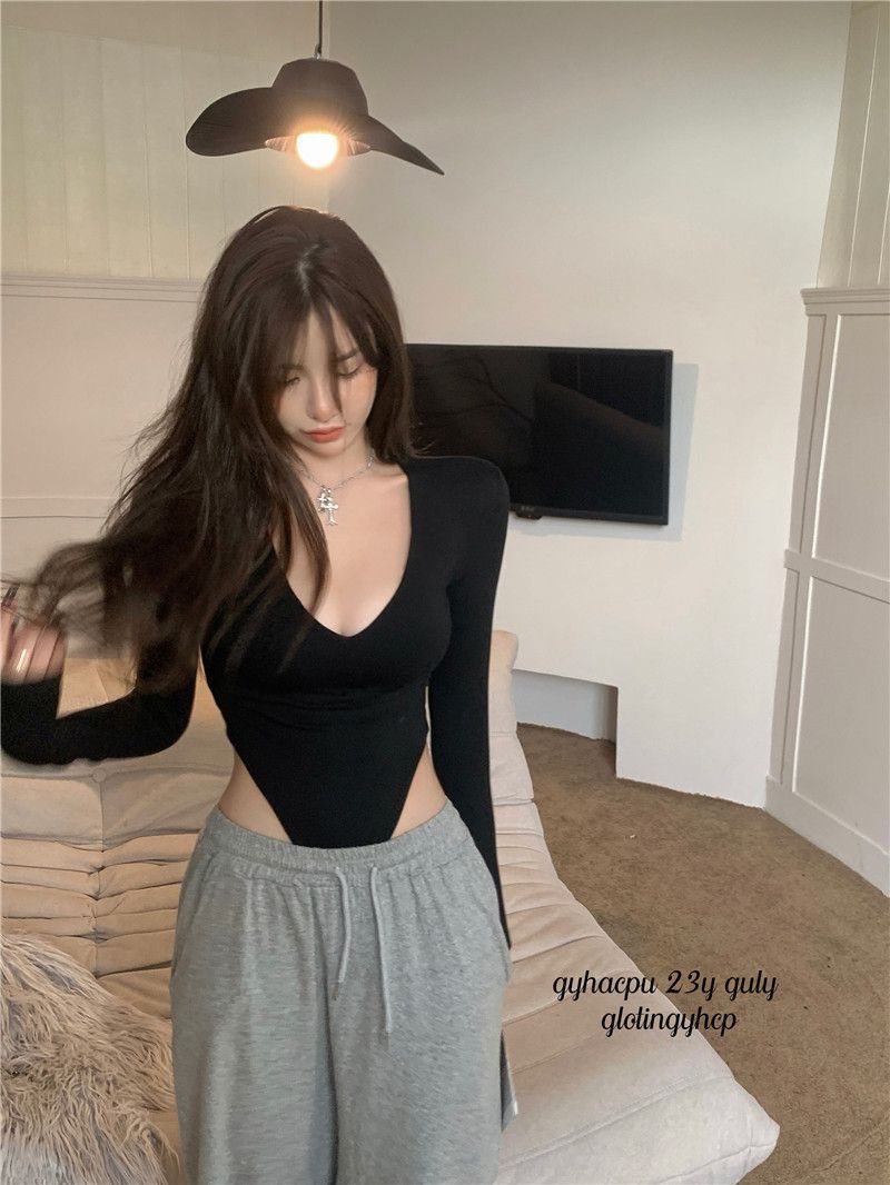 175g Weight Wholesale Women's Polyester Sexy Simple Style Solid Color Long Sleeve Bodysuits