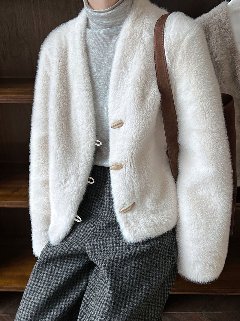 FDE21C28-E167-4F37-8E8C-91B717