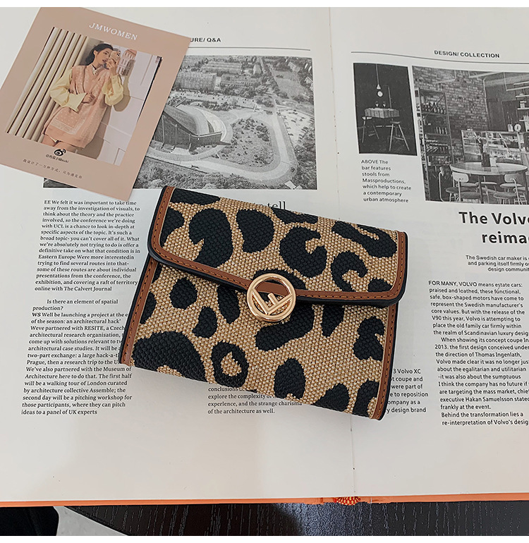 Leopard Print Retro Wallet Female Short New Printed Coin Purse Multi-card Card Bag Wholesale display picture 14