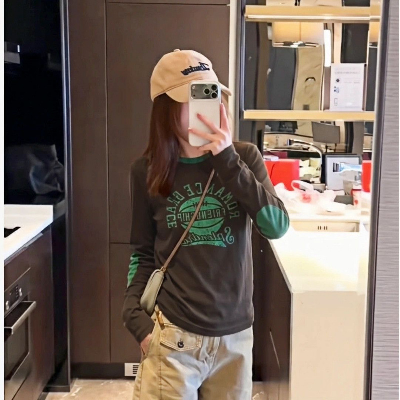 여성 가을겨울 빈티지 레터링 프린트 긴팔 티셔츠 슬림핏 데일리 이너 상의
