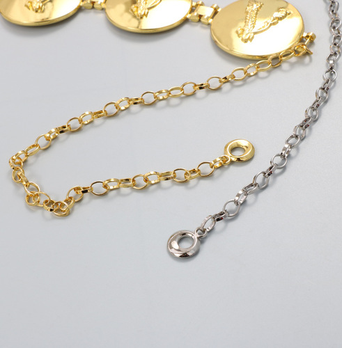 New European and American-style fashion circle gold-colored oversized V-shaped waist chain—stylish, adjustable, and perfect for pairing with dresses; a cool, personalized belt for women.