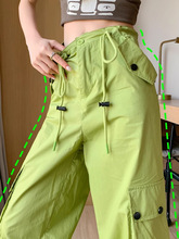 牛油果绿工装裤女夏薄美式复古多口袋抽绳高腰阔腿休闲速干运动裤
