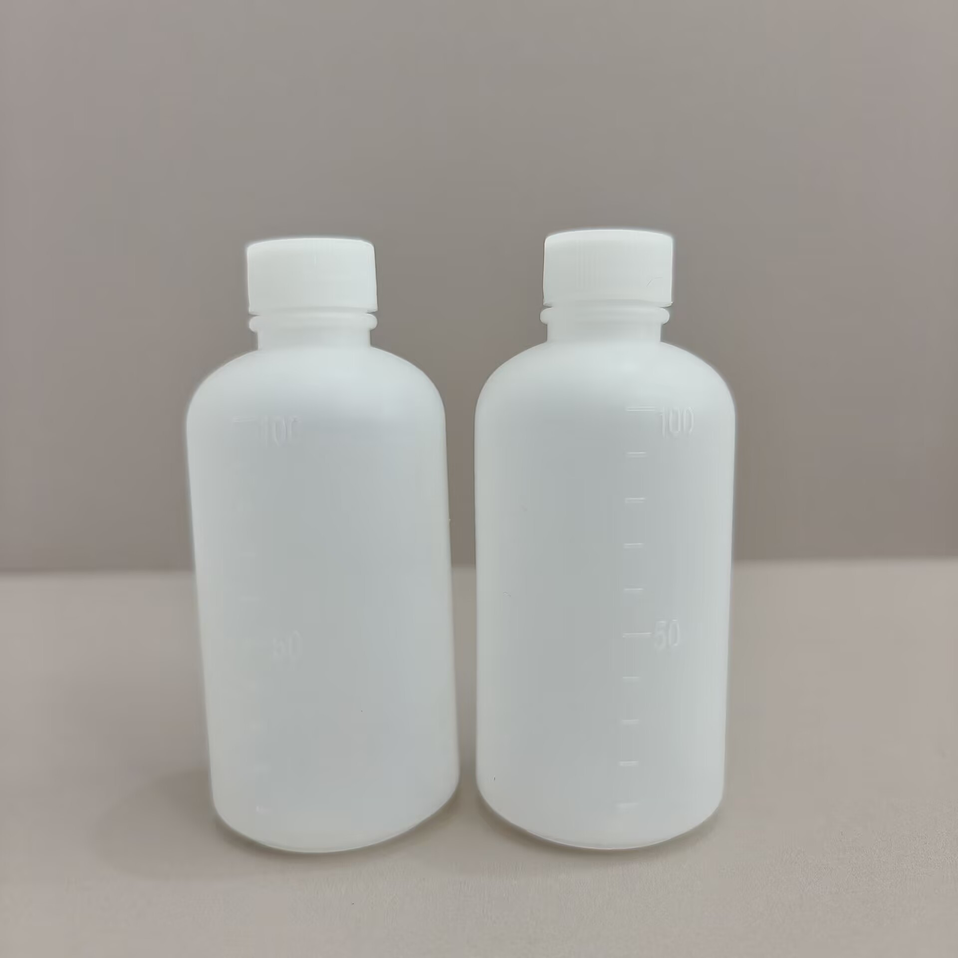 100ml水剂瓶PE塑料分装瓶液体包装瓶带刻度试剂空瓶样品瓶