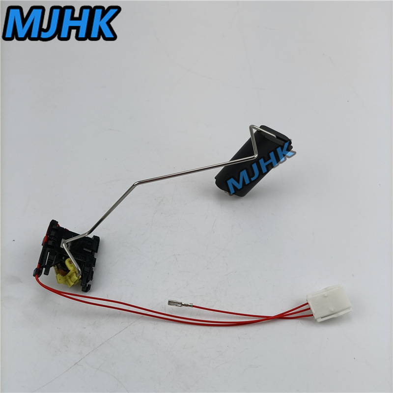 16146765825 16117373470适用E60 E61E64 525i 525xi油位传感器