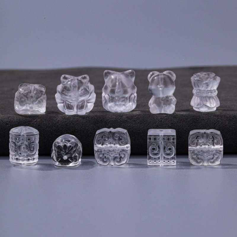 压电件白水晶醒狮雕刻配雕刻九尾狐通孔diy饰品配件醒新年装饰品