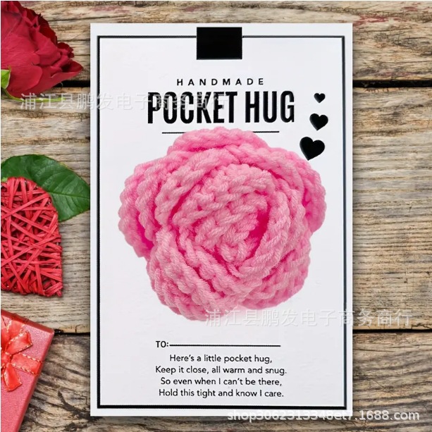 Transfronterizo nuevo amor hecho a mano de punto de ganchillo corazón bolsillo abrazo tarjeta de felicitación pequeño regalo