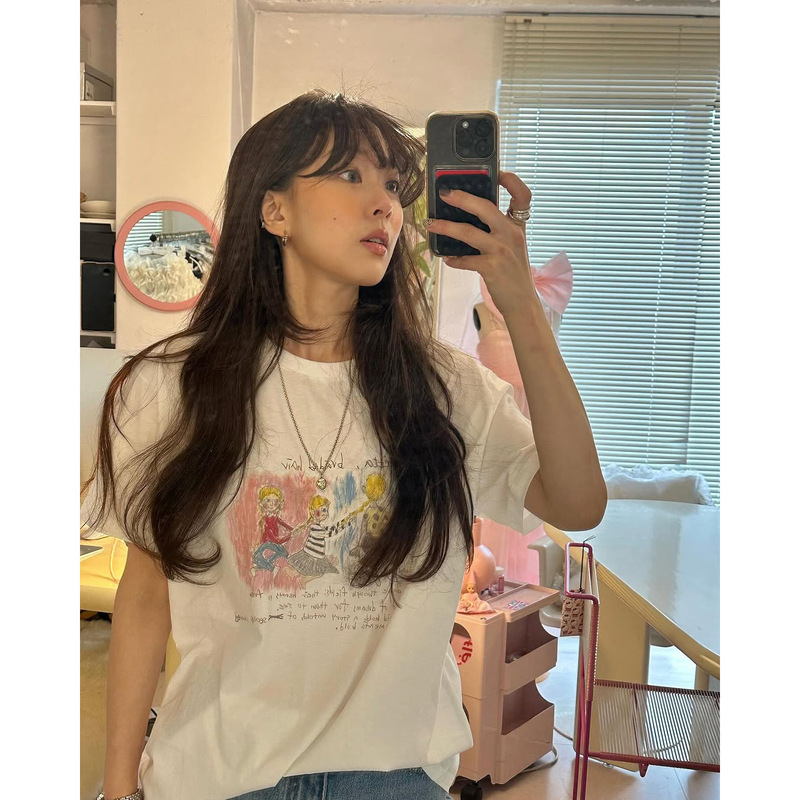 Now the New 2026 Spring and Summer Collection of Korean Designer Fl*Tta Braided Girl Print Short-Sleeved T-Shirts