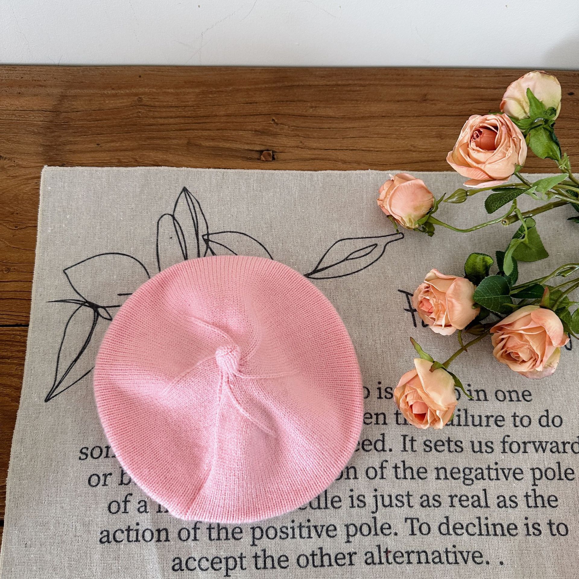 Boina de punto para niños otoño nuevos niños y niñas primavera y otoño sombrero de pintor bebé niña sombrero accesorios de ropa