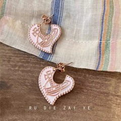小众复古Vintage土星爱心耳钉轻奢高级感时尚爱心耳环