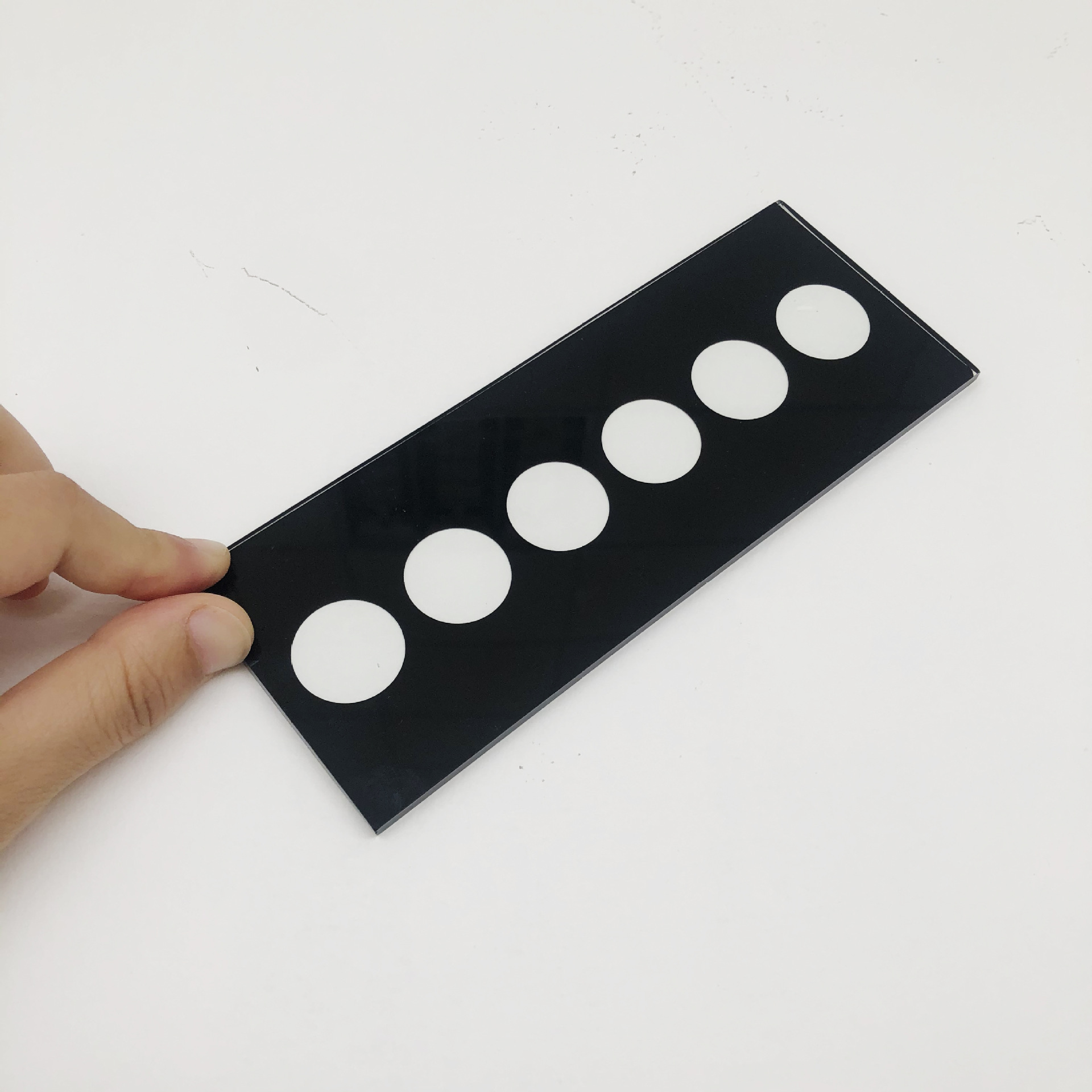 东莞玻璃厂定制加工3mm洗墙灯玻璃条高温丝印照明灯具钢化玻璃