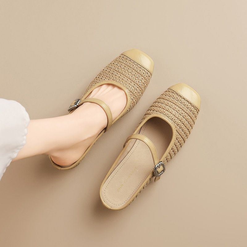 Sandal nữ hở mũi đính đá chuỗi mắt xích phong cách Pháp — MN33 màu vàng