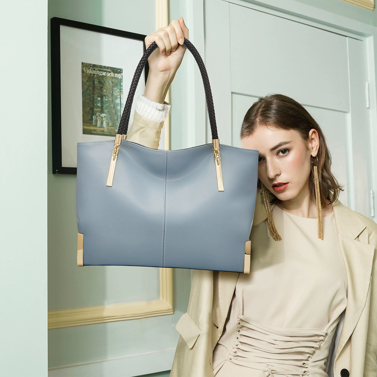 Сумка женская 2024 легкая роскошь и взрывная двухслойная воловья кожа большой емкости Тотельная сумка женская сумка на плечо