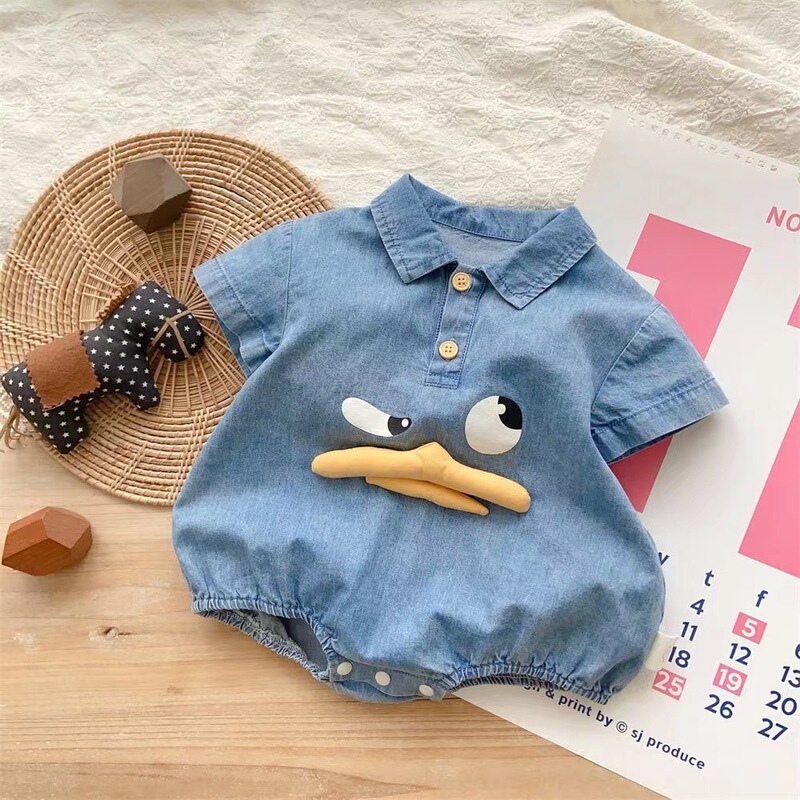 赤ちゃんのデニムの背もたれの偽の2つのワンピースの赤ちゃんの薄いタイプの夏の超萌えの外で服を着ます。|undefined