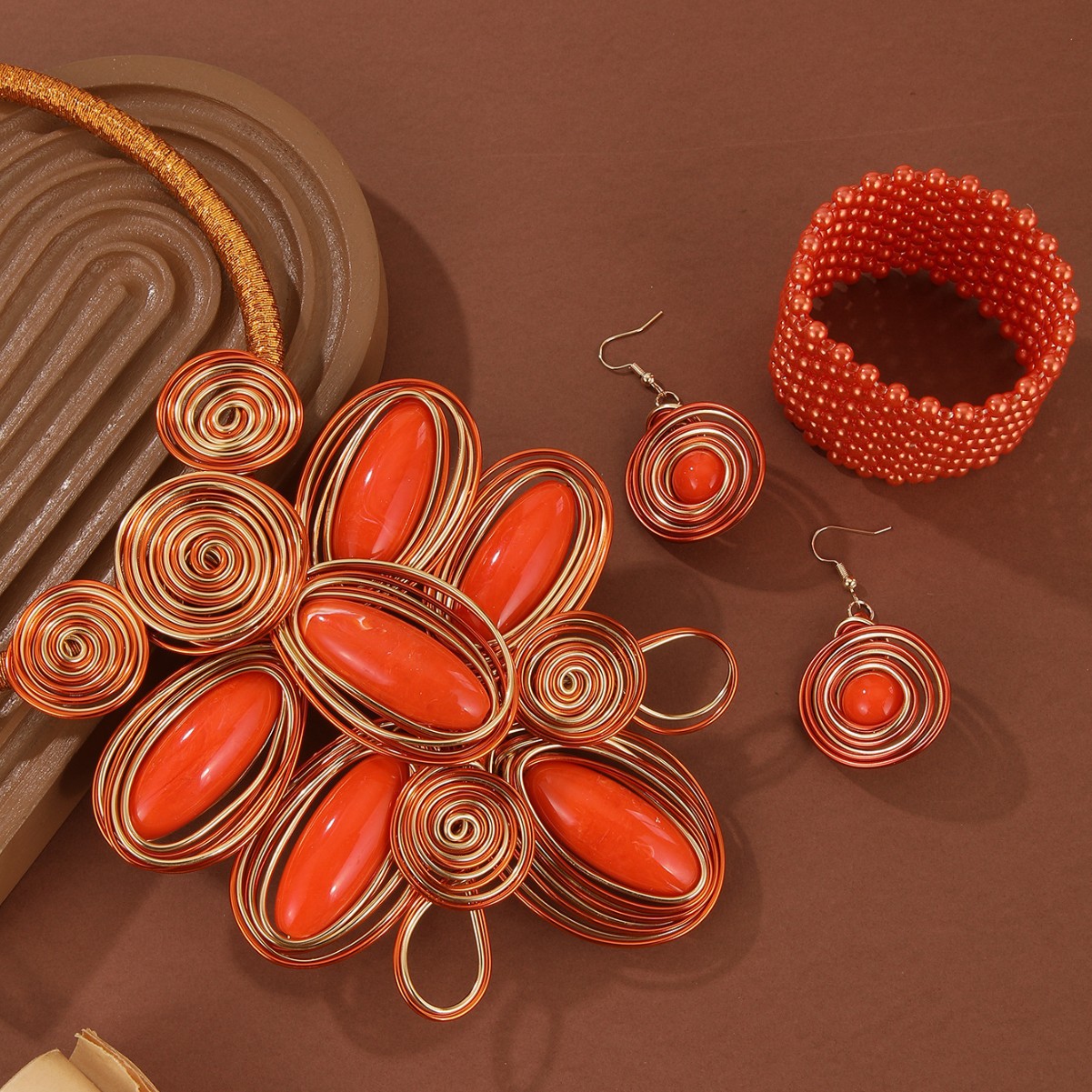 Exaggerated Handmade Aluminum Wire Woven Dragonfly Pendant Necklace Set_voghion.com