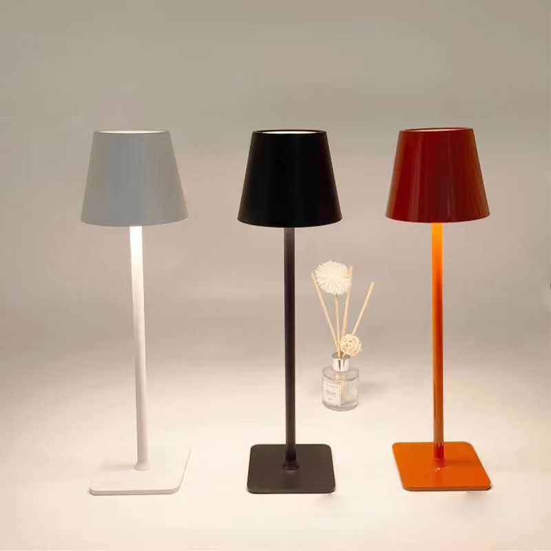 Comercio exterior recargable red lámpara de mesa comedor dormitorio café decoración lámpara de mesa estudio lámpara de mesa simple sala de exposiciones mesa