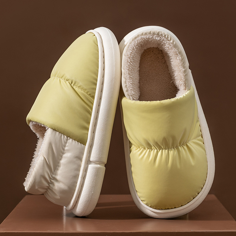 Zapatillas de algodón damas invierno 2025 nuevo interior pareja doméstica calentamiento de la luna anti-derrapante zapatillas de lana invierno