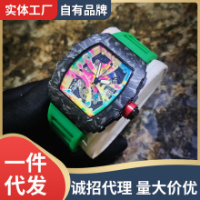 �¿�羳��ʿ�ֱ���ɫ���P�߼��r��ʯӢ������W��������l�S��