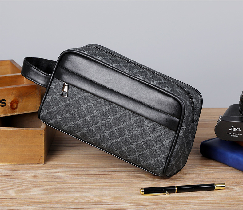 Trendy Mens Toiletry Bag For Travel - Stylish Large Capacity Clutch_voghion.com