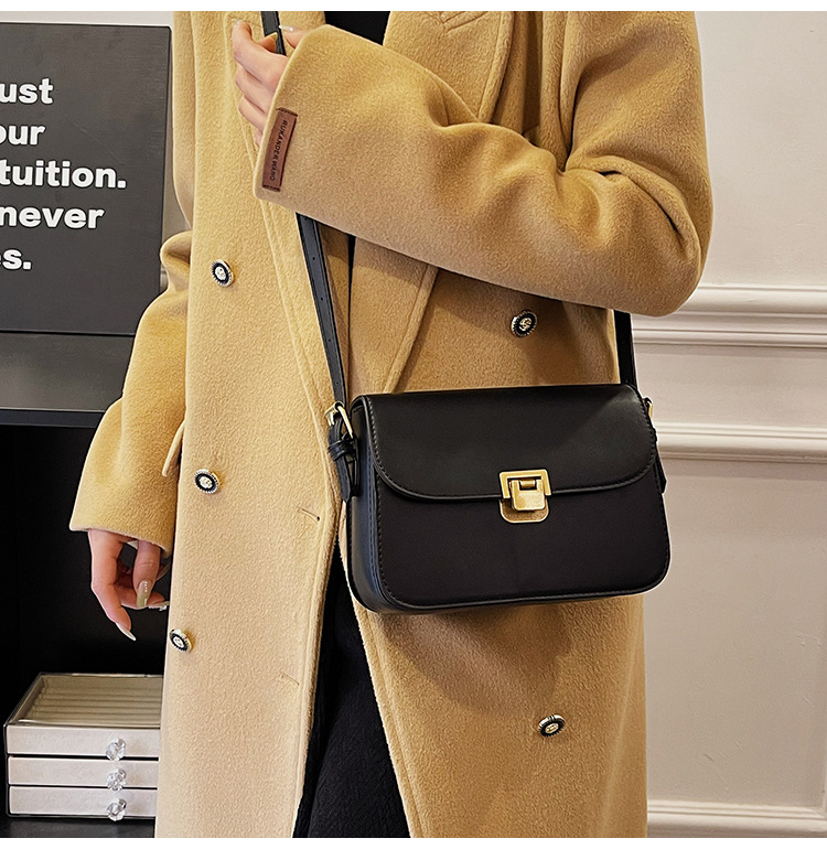 Solid color underarm 2023 new trendy versatile shoulder high-end and fashionable crossbody women's bag, small square bag_voghion.com