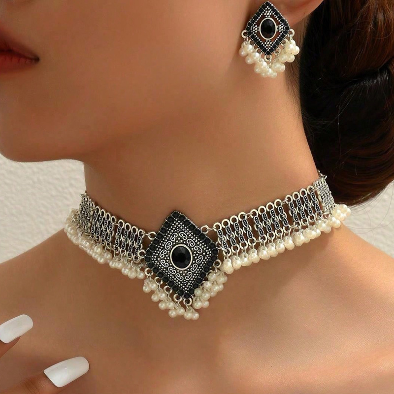 Glam Shiny Alloy Geometric Women's Jewelry Set display picture 1