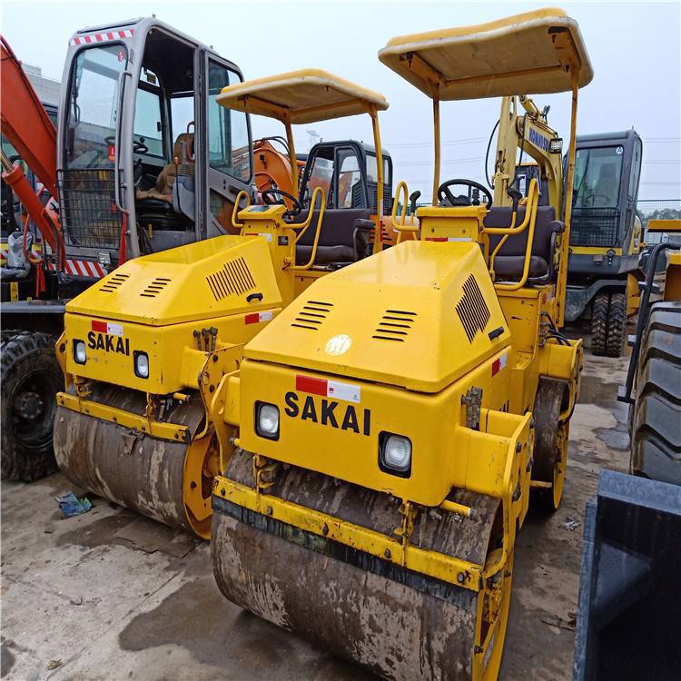 供应酒井3吨双钢轮震动压路机