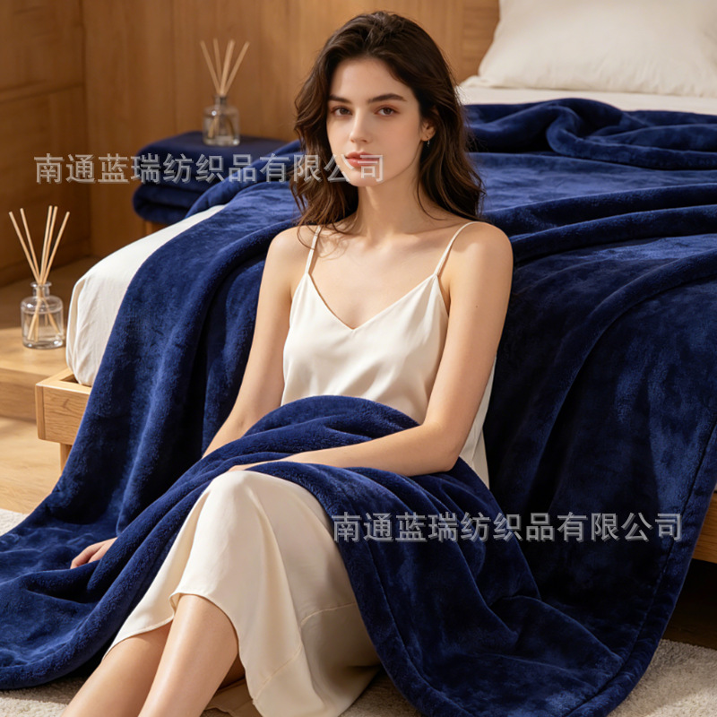 Blue flannel comfortable duvet