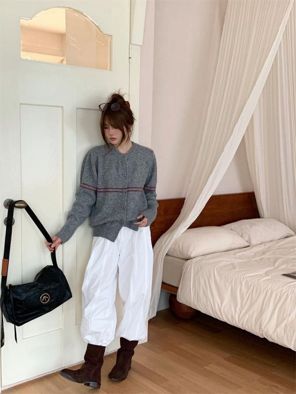 秋冬针织衫女2025韩系新款设计感撞色单排扣简约休闲圆领毛衣外套|undefined
