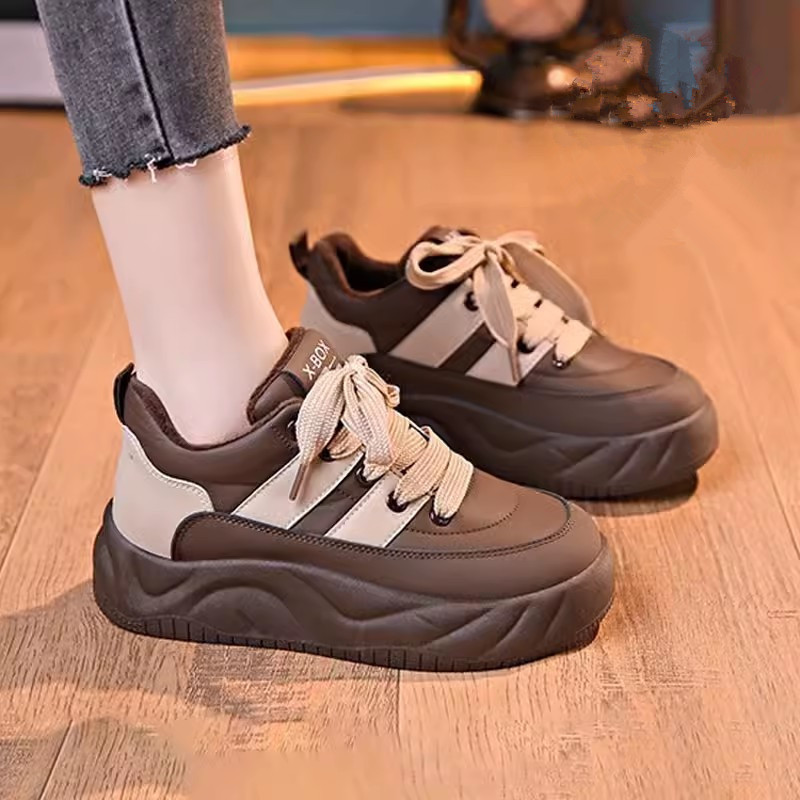 Thick-Soled Black Daddy Shoes for Women 2025 Spring New Sports and Leisure Platform Shoes Versatile Height-Increasing Board Shoes Thick-Soled Black Daddy Shoes for Women 2025 Spring New Sports and Leisure Platform Shoes Versatile Height-Increasing Board Shoes