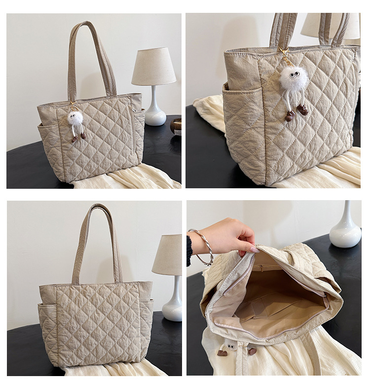 Women's Quilted Shoulder Bag Large Capacity Commuter Tote_voghion.com
