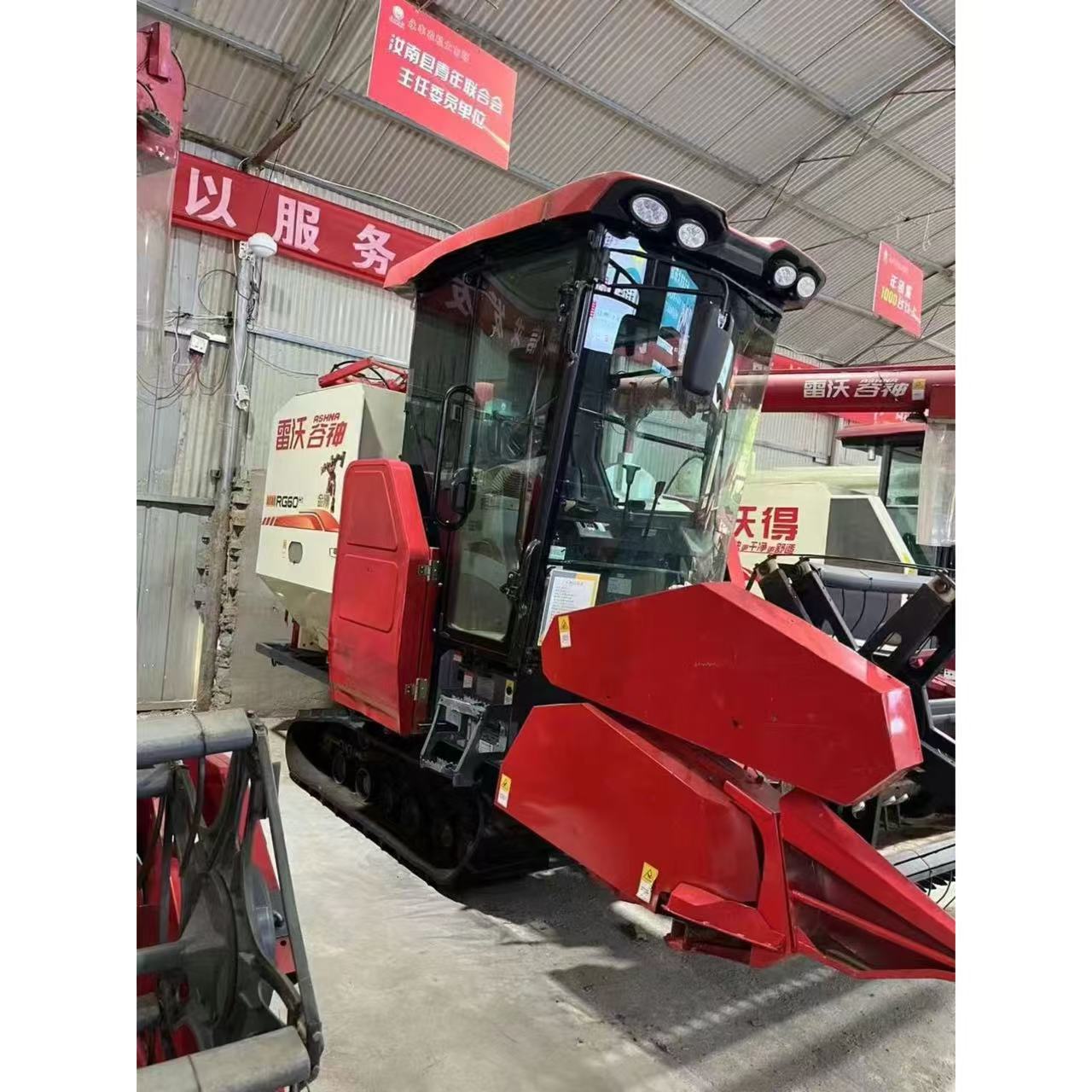 2022 Lovol 60 King Kong 120 caballos de fuerza cosechadora de cereales sobre orugas