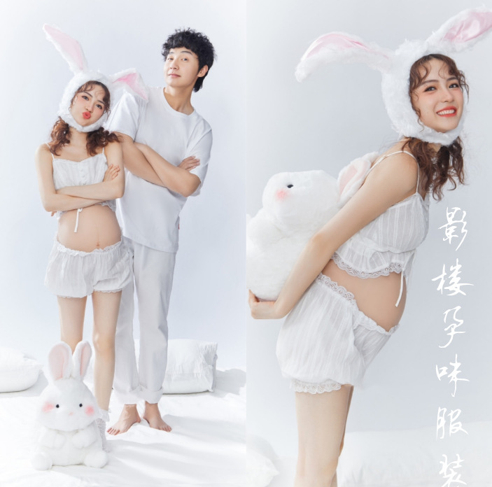 Photo Studio Exhibition New Pregnant Women Photo Theme Small Fresh and Cute Knitted Suit Photography Art Photo Clothing Photo Studio Exhibition New Pregnant Women Photo Theme Small Fresh and Cute Knitted Suit Photography Art Photo Clothing