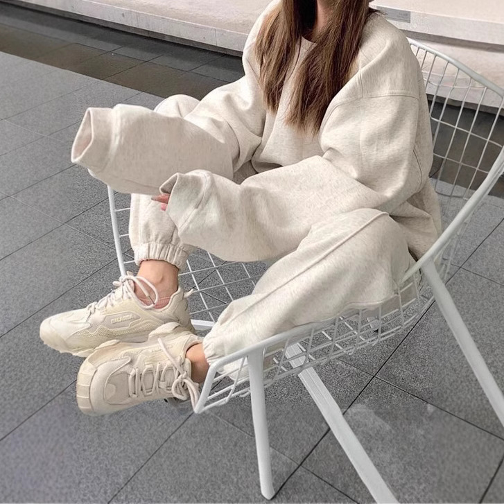 944#2024 Spring and Autumn Leisure Sports suit Women's European Goods Fried Street Fashion Age-reducing Loose Sweatpants Two-piece Set