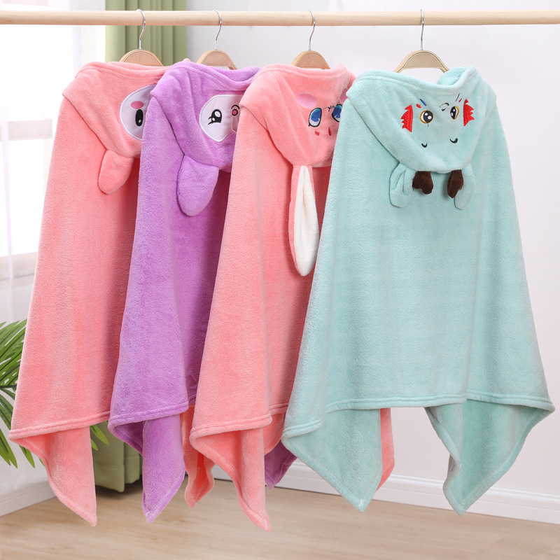 Coral fleece bebé usable Toalla de baño con capucha de dibujos animados capa de los niños Albornoz suave absorbente edredón infantil Toalla de baño