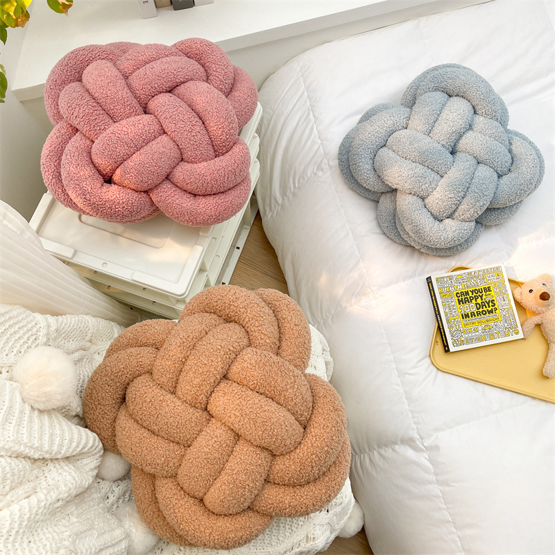 Új, színes, kézzel készített, kerek gömb alakú gyermekpárna, fotózáshoz, kanapéra való, dekoratív alakú párnahuzat_voghion.com