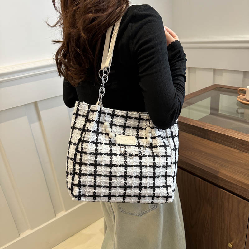 Casual Large-Capacity Hot-Selling Bag for Women, New Trendy Fashion Handbag, Retro Commuter Tote Bag Casual Large-Capacity Hot-Selling Bag for Women, New Trendy Fashion Handbag, Retro Commuter Tote Bag