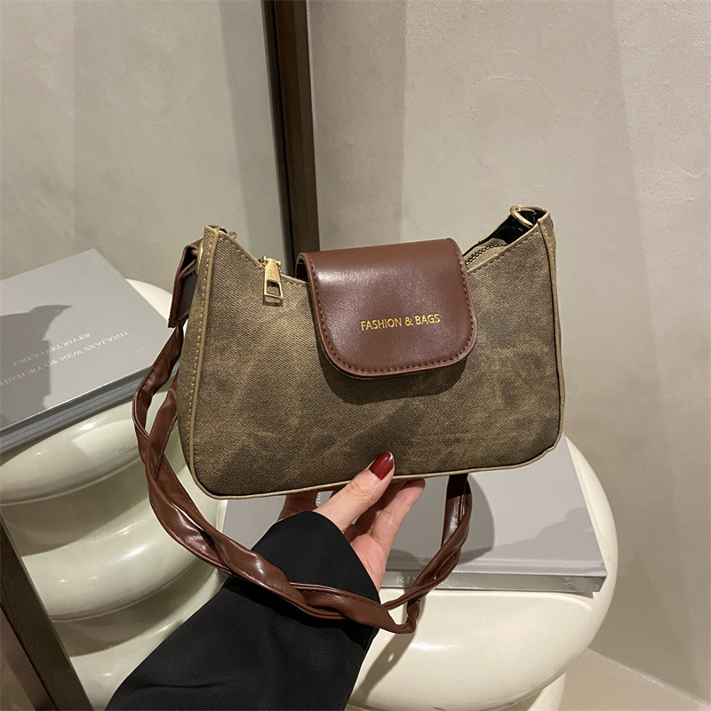 Gran capacidad 2025 verano nuevo estilo textura damas esmerilado retro cuadrado pequeño axila hombro mensajero bolso femenino de alto valor