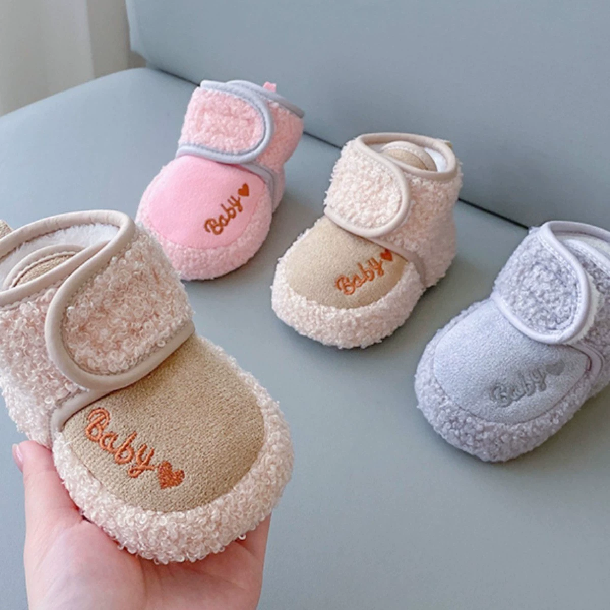 Зимняя утолщенная детская хлопчатобумажная обувь из мягкой ткани