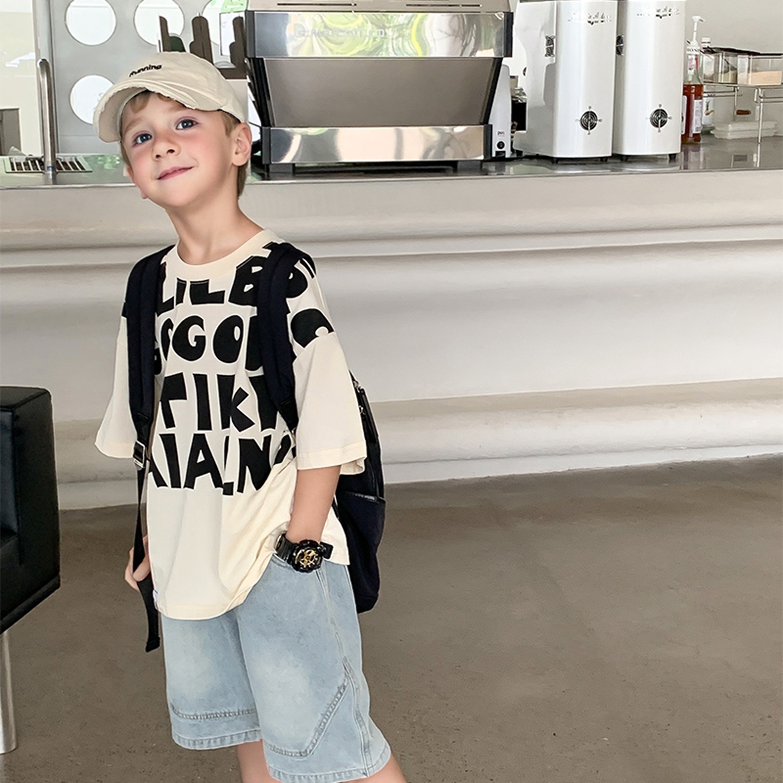 2024 nueva camiseta de cuello redondo para niños de verano manga corta de moda para niños media manga estilo coreano top de bebé moda masculina