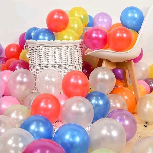 Transfronterizo de 5 pulgadas de látex redondo engrosado globo de tamaño pequeño explosión al por mayor en el cielo diseño de boda forma de coche de energía