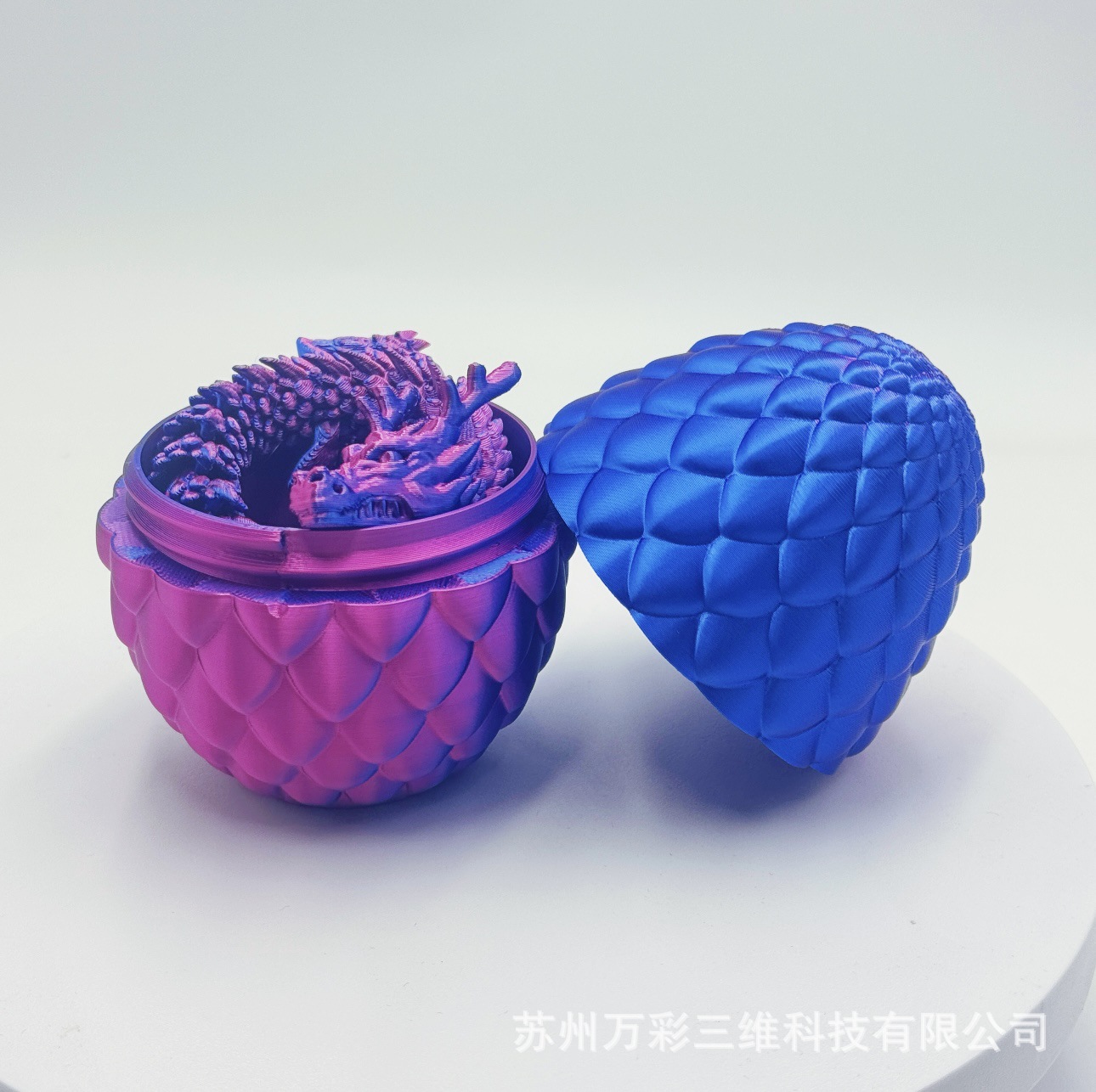 Red and blue dragon eggs + dragon