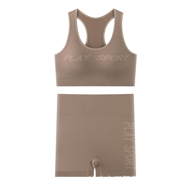 다크 다크 브라운