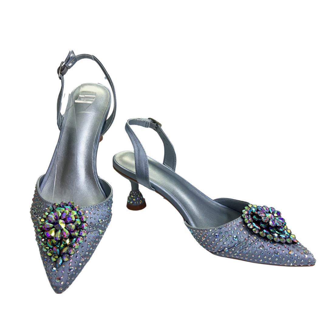 Selección estricta de zapatos de estilo italiano nuevos tacones delgados sandalias de bodas banquete de diamante puntuales zapatos de mujer