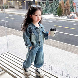 女童春装套装新款小童洋气牛仔两件套宝宝炸街时髦外套