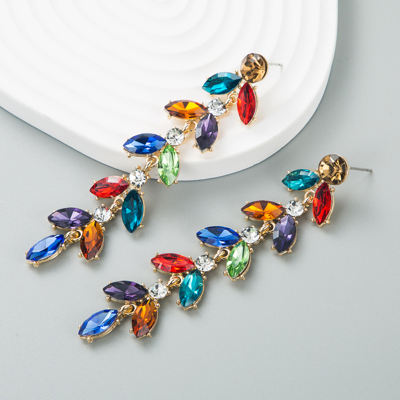 Arbeiten Sie Übertriebene Lange Ohrringe Des Mehrschichtigen Legierungsrhinestone-glasdiamanten Um display picture 4