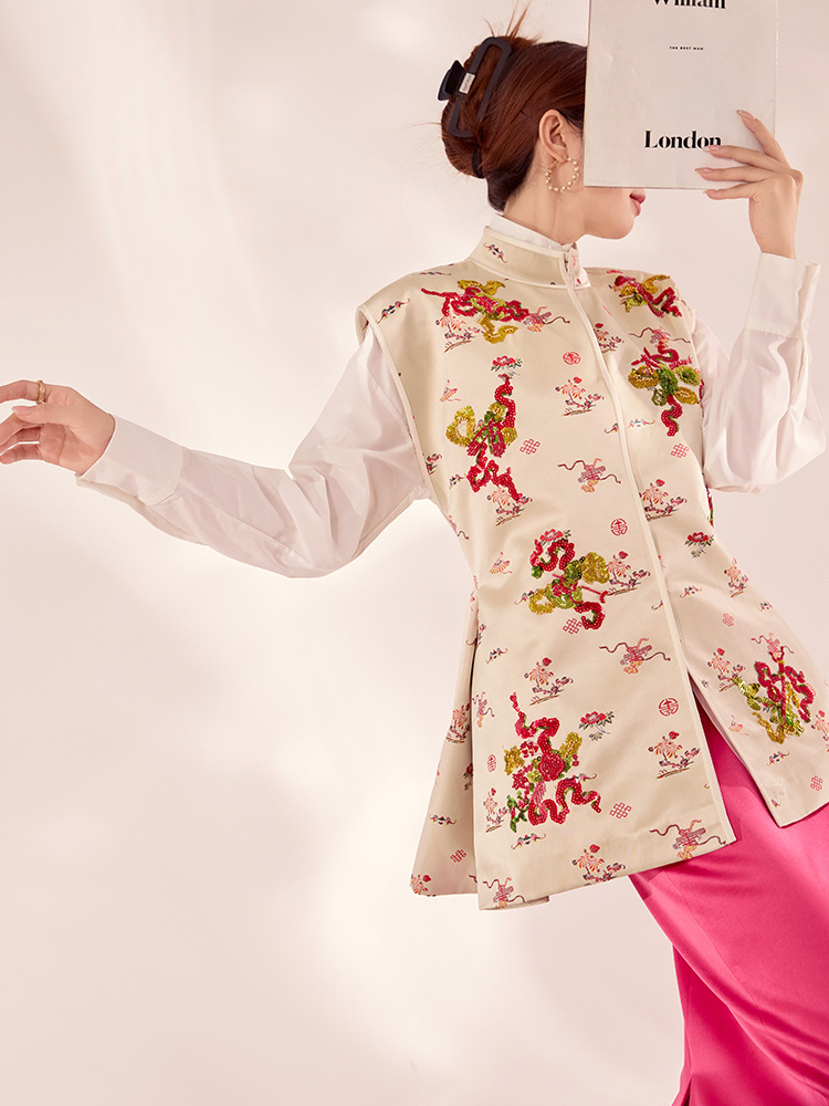 Bộ áo gilê không tay cổ đứng thêu sequin phong cách Trung Hoa mới kèm sơ mi trắng và chân váy nửa MZ055 — Áo sơ mi trắng, Váy nửa, Áo gilê