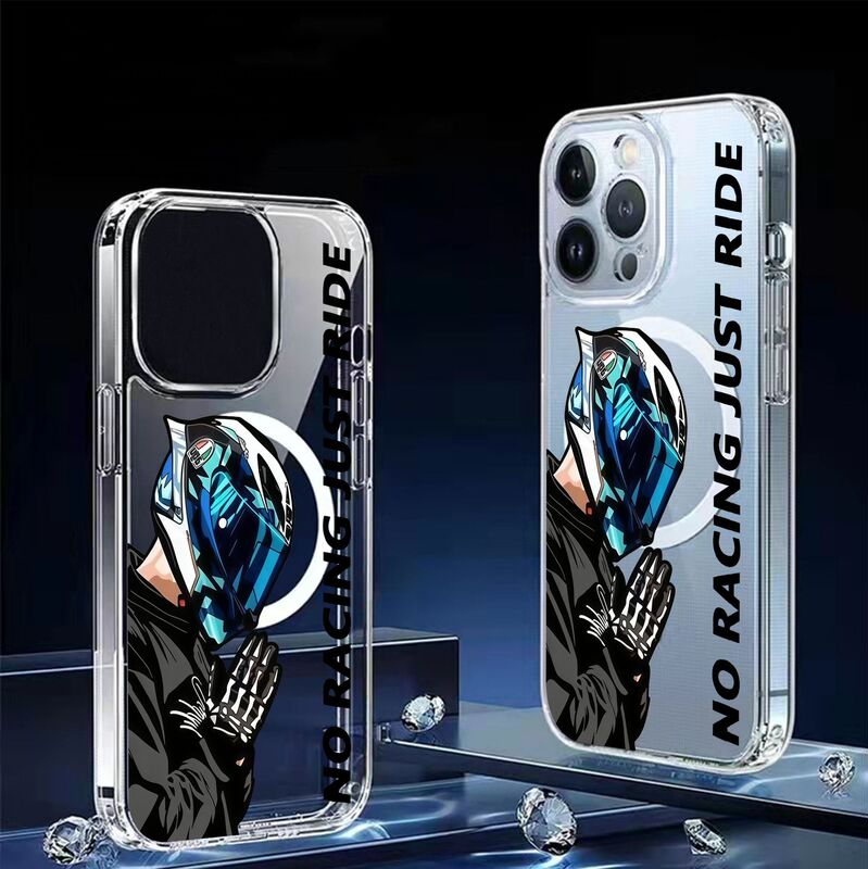 Motorcycle Helmet Men's Magnetic Suction Suitable for Apple Iphone15/16/17Promax Transparent All-Inclusive 16 Mobile Phone Case