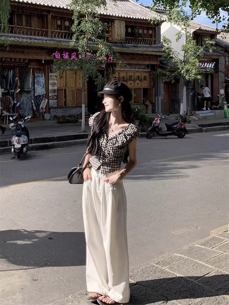 Áo sơ mi nữ không tay cổ V họa tiết kẻ caro đen trắng — Lưới đen trắng