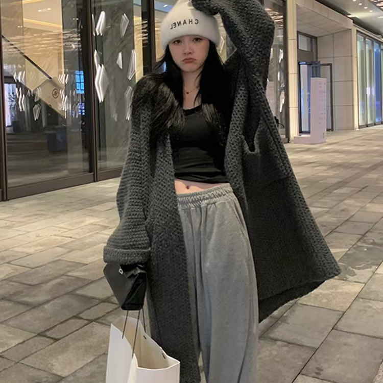 Lazy and Cozy Thick Sweater, Soft and Skin-Friendly, Loose Long-Sleeved Wool Knitwear, Long Cardigan Jacket for Women, Autumn and Winter Lazy and Cozy Thick Sweater, Soft and Skin-Friendly, Loose Long-Sleeved Wool Knitwear, Long Cardigan Jacket for Women, Autumn and Winter